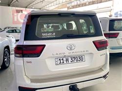 تۆیۆتا لاند کروزەر